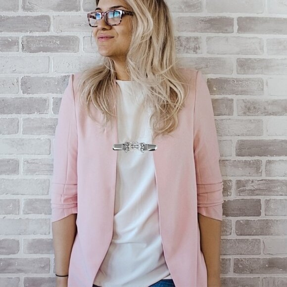 Sleek Jacket Clip NEW Sweater Cinch Classic Trendy Scarf Blouse Cinch - Picture 2 of 6